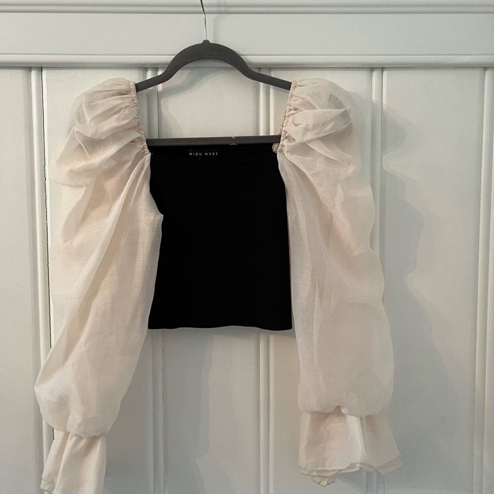 Vero Moda Black and White Ruched Puff Sleeve Blouse